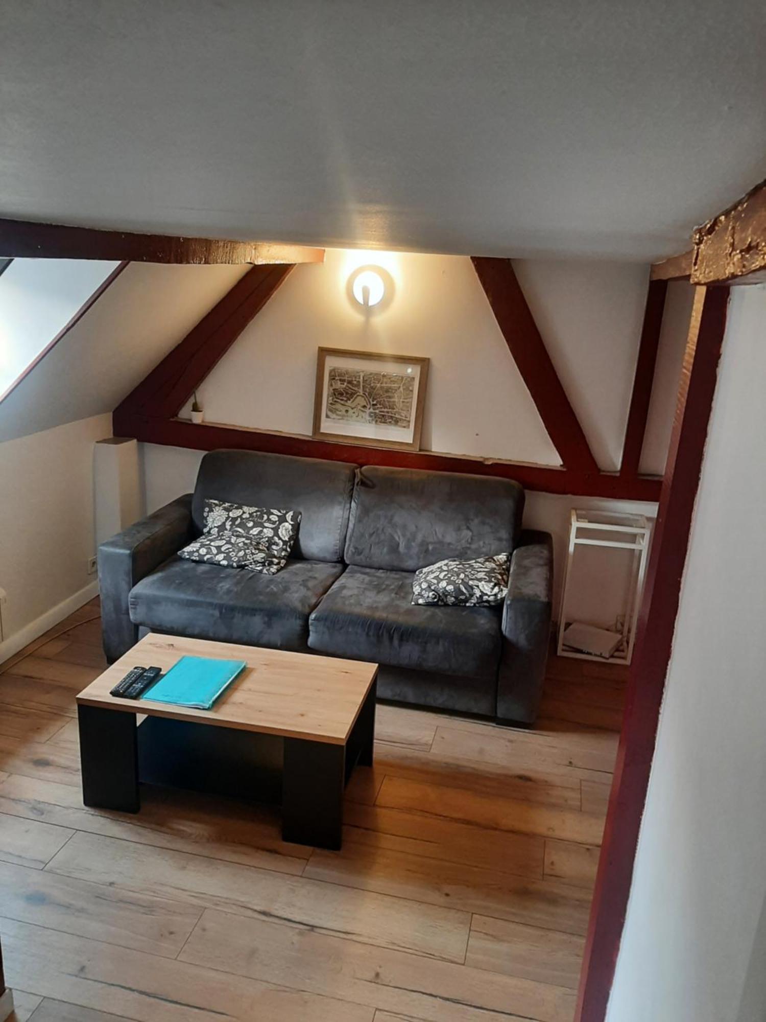 La Compagnie De La Ville Honfleur Exteriör bild